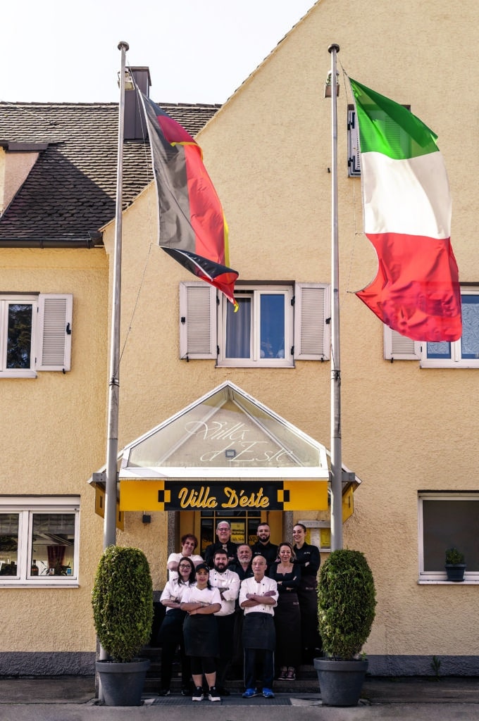 Ein großes Stück Italien in Neusäß: Das Team der Villa D´este freut sich auf Ihren Besuch!