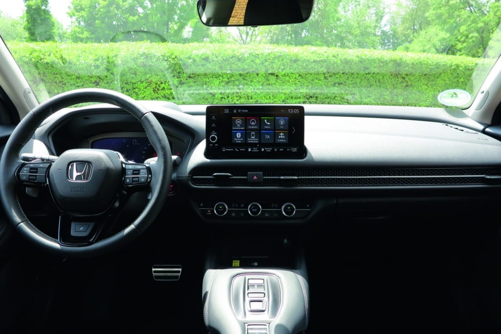 Das Cockpit des Sport-SUV ZR-V 
e:HEV von Honda.