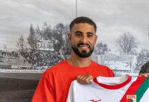 FCA verleiht Elias Saad bis Saisonende an Hannover 96 Elias Saad neben Michael Ströll (re.) Foto: FCA
