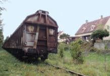 Es steht ein Zug im Irgendwo