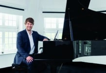 Andreas Begert: Benefiz-Konzert mit Opa als Erzähler