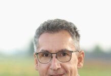 WSA-Kandidat Helmut Wiedemann im Interview: Praktiker, Macher, Problemlöser… Helmut Wiedemann tritt als Spitzenkandidat von WSA an. Foto: Schafnitzl