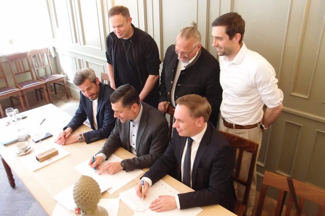 Von links: Dirk Wurm, Raphael Brandmiller, Florian Freund, Leo Dietz, Volker Ullrich und Hannes Aigner.