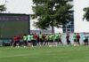 Rückkehr der 100.000-Euro-Videowand: Wie Manuel Baum das Wagner-Erbe beim FCA neu belebt Die Videowand ist zurück auf dem FCA-Traingsgelände.