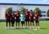 Trainingsauftakt mit guter Laune beim FC Augsburg